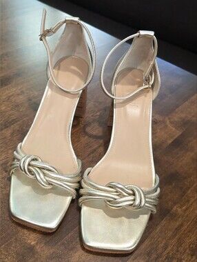 J. McLaughlin Gold Knot Front Ankle-Strap Women's Heeled Sandals 9